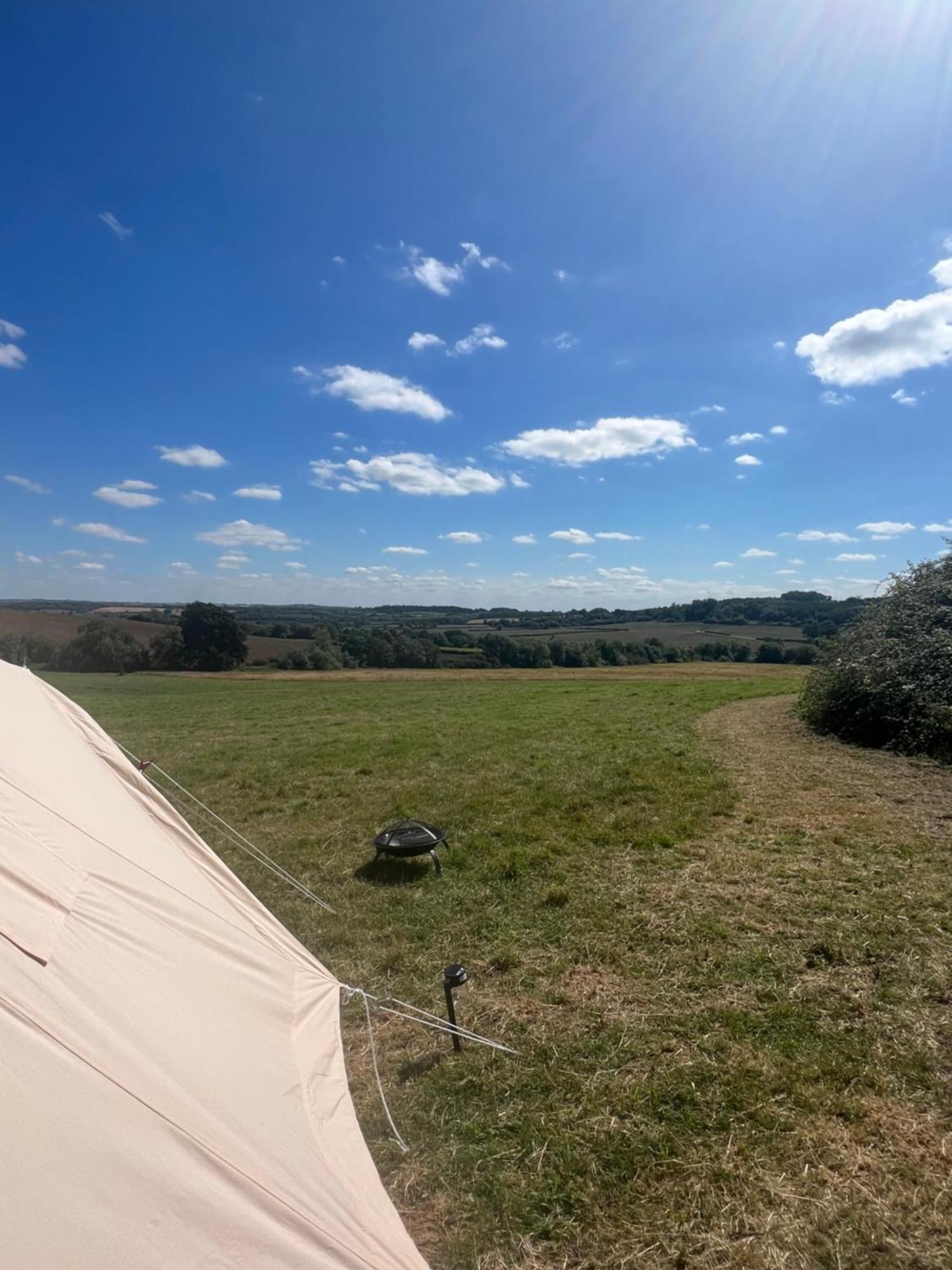 Bell Tent 4M Fossewold Farm Camping Moreton-in-Marsh Екстер'єр фото